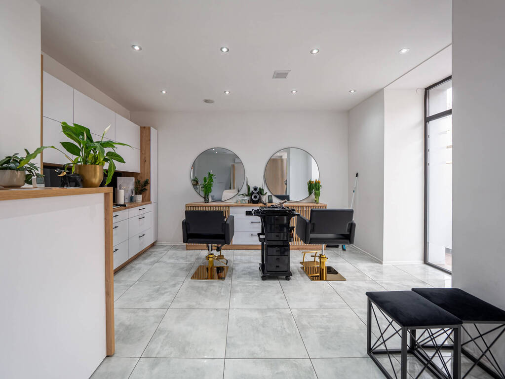 Lokal Usługowo-Handlowy w Centrum Miasta