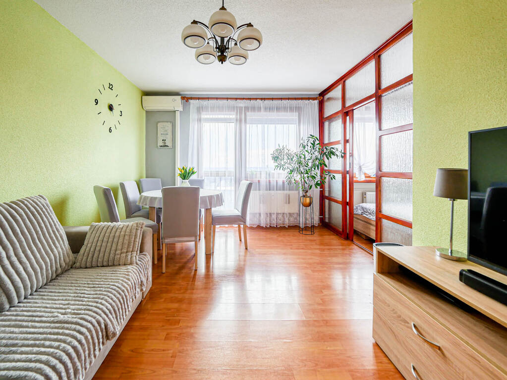 Kompaktowe Umeblowane w Bardzo Dobrej Lokalizacji